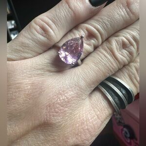 Stunning Pink CZ Sterling Silver 925 Teardrop Solitaire Ring size 7